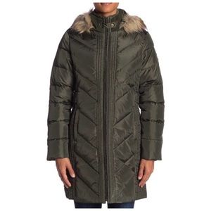 Larry Levine down filled olive green coat faux fur trim hood Medium long line